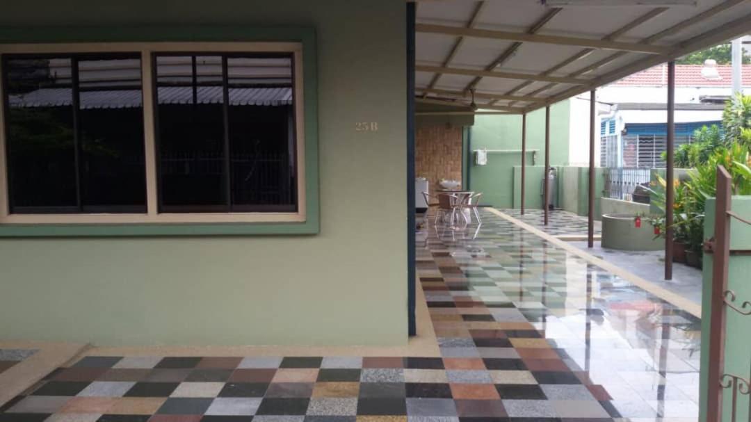 Vynn's @ Banda Kaba Rumah percutian Malacca